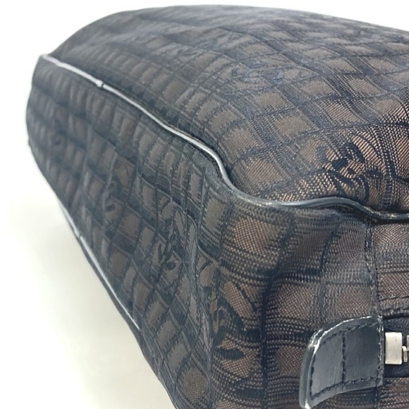 CHANEL Brown Bag - Picture 4 of 14